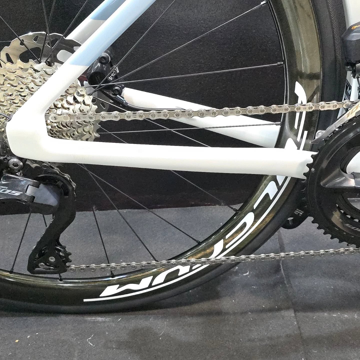 Megamo Pulse 15 CW 2025 Bianca - immagine 5